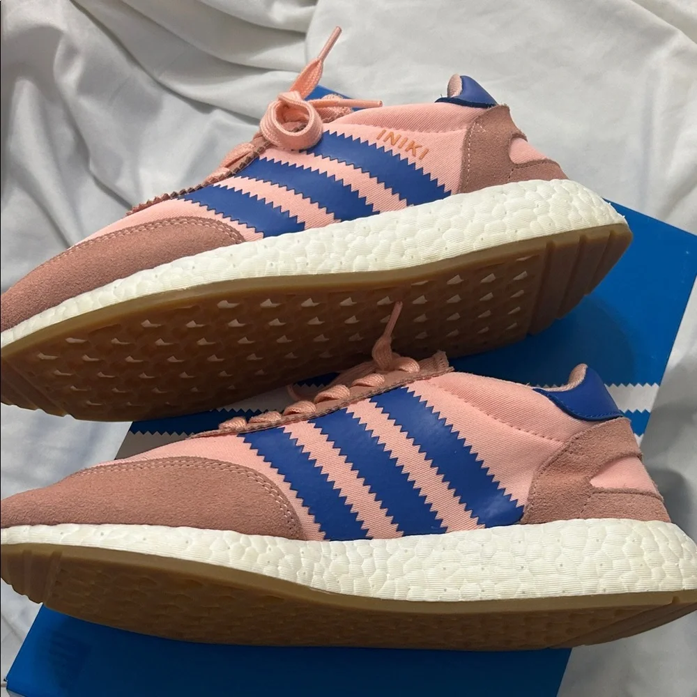 Adidas INIKI Women's Pink and Blue Sneakers size 7 - Picture 3 of 7